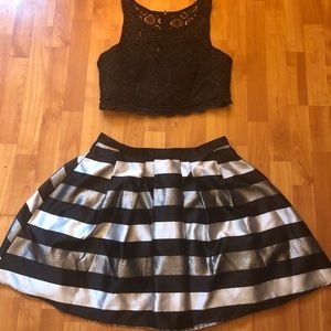 Gorgeous two-piece dress! Size 15 runs small